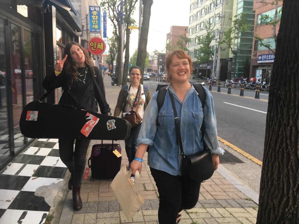 748D18CB-01F0-4F1C-A56E-9B33927C6799